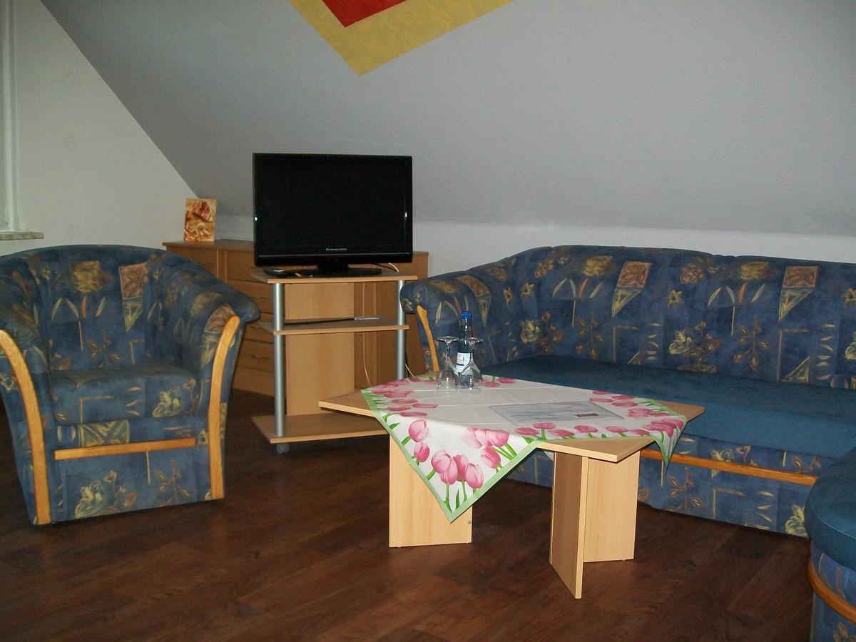 Haus Darmstadt Ankelohe エクステリア 写真